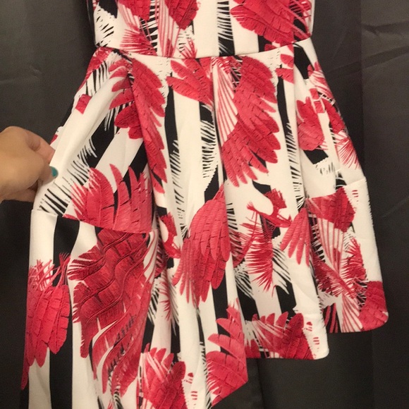 Patterned floral/ stripe dress - Picture 5 of 6